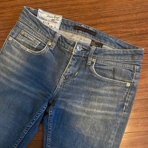 Extremely RARE vintage Buffalo Numbered Edition Jeans - 28